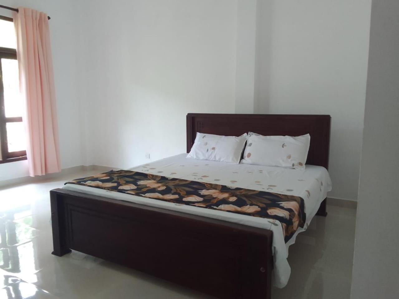 Bosadi Homestay Katunayake Exterior photo
